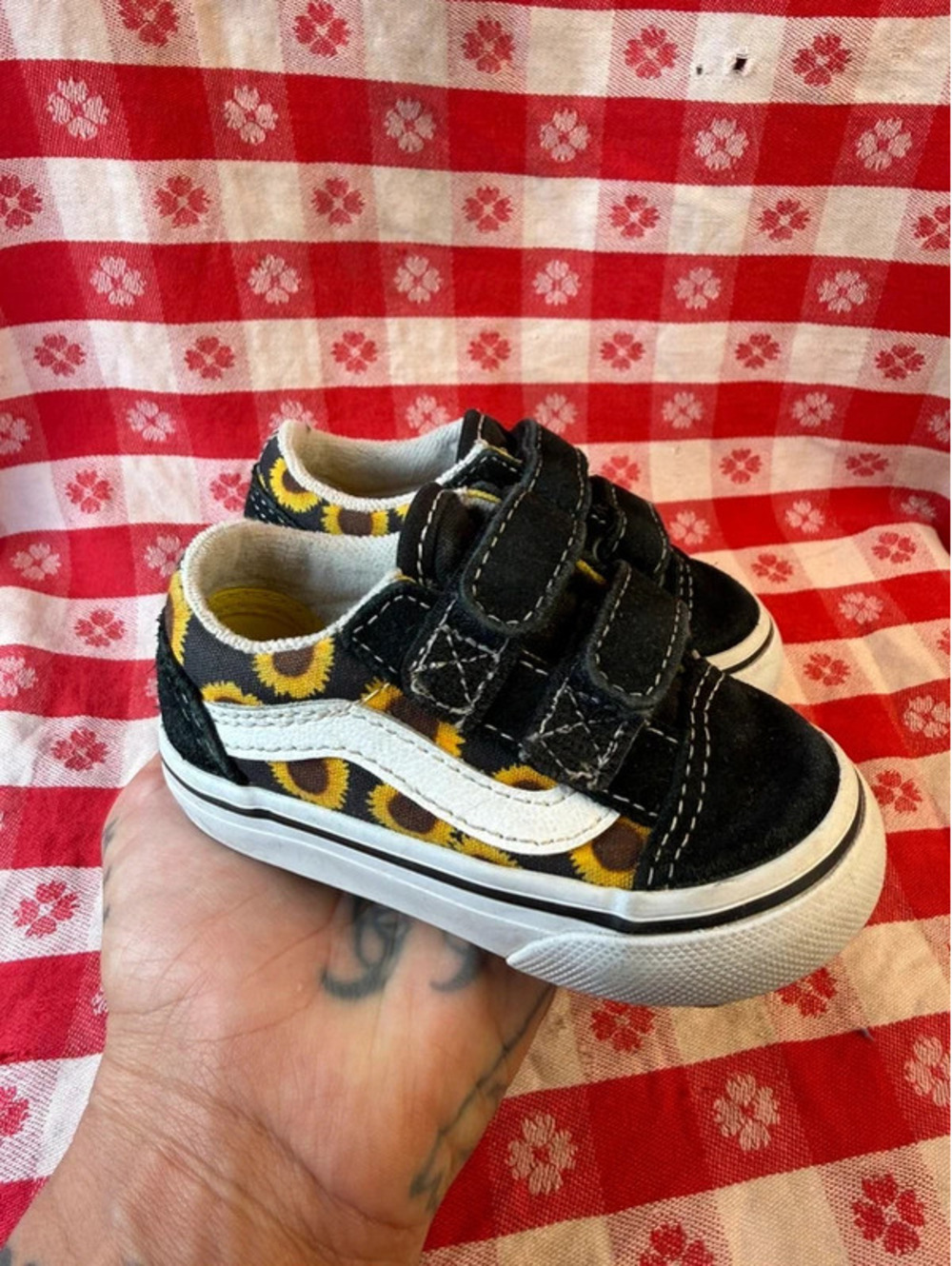 Sunflower print vans baby shoes, size 4 toddler
